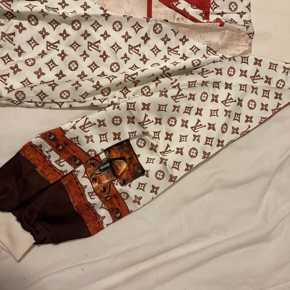 thrifted Louis Vuitton trunk half zip up SZ M - Picture 6 of 10